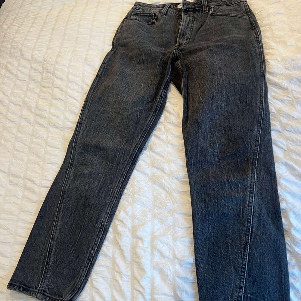 Grey black skinny short